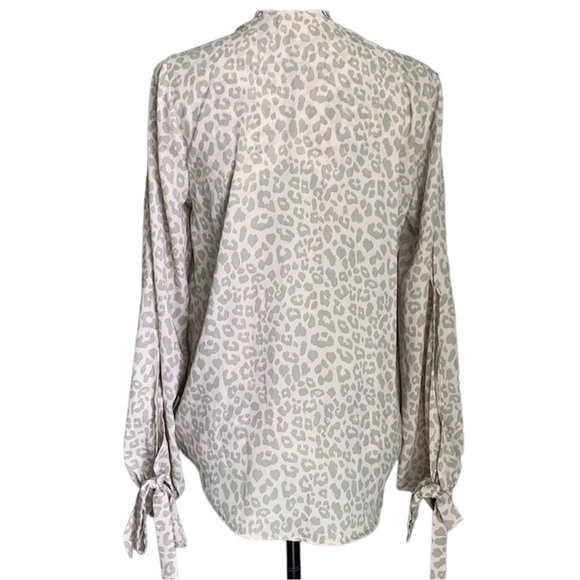 Krazy Kat Leopard Wrap Blouse‎ Size 2X​ - Picture 3 of 10